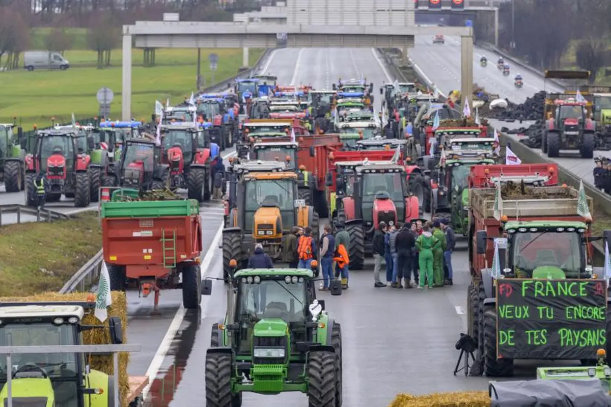 Bătălie cruntă pentru banii agriculturii din UE. Se anunță proteste masive în sector