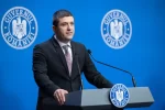 Pensionarii militari ar putea primi înapoi banii reținuți prin impozitul progresiv
