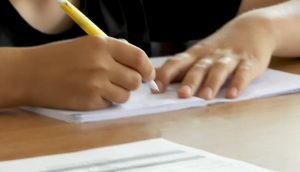 Teze unice la nivel naţional pentru clasele V – VIII. Cât ar conta la admiterea la liceu