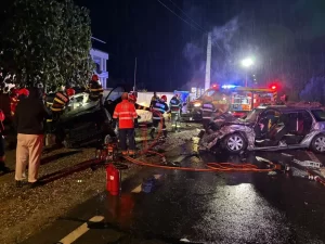 Accident grav în Vâlcea: trei tineri au murit. Alte două persoane au ajuns la spital