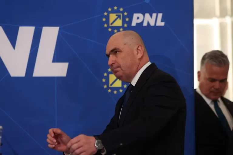 Bolojan și imperiul PROmovării: vedete TV, influenceri și contracte de mii de euro cu televiziunea din Pache Protopopescu