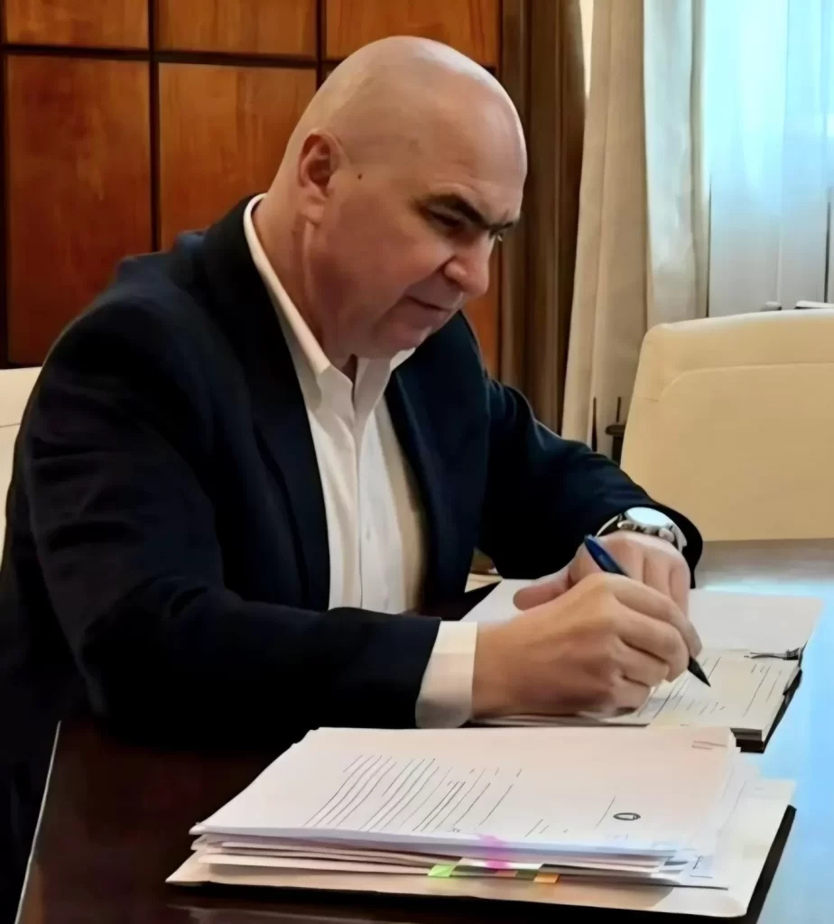 Liberalii nu par gata să renunțe la funcții. La ce măsură ar putea recurge Bolojan
