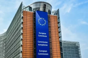 Cum s-au scurs miliardele de euro spre ONG-uri. Comisia Europeană, luată la puricat de Curtea de Conturi a UE