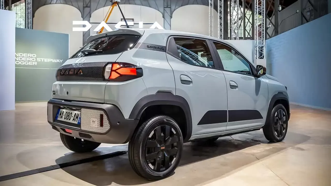 Cum arată și cât costă noua Dacia Spring, prezentată oficial la Salonul auto de la Paris