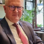 Diplomatul Oleg Ungureanu, rechemat de la Lyon. Va fi viitorul şef al Cancelariei premierului Niculescu?