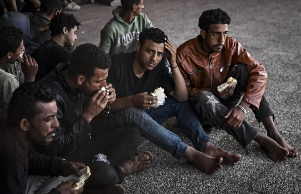 vinn O nouă povară pentru bugetul falimentar al României: vin migranții!